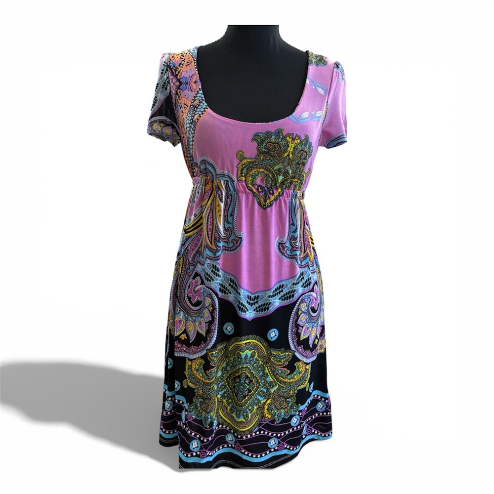 5th & Love Vibrant Paisley Dress with Pink and Black